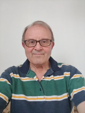 <span>Günter, 56</span> <span style='width: 25px; height: 16px; float: right; background-image: url(/bitmaps/flags_small/DE.PNG)'> </span><br><span>Holzminden, Німеччина</span> <input type='button' class='joinbtn' style='float: right' value='JOIN NOW' />