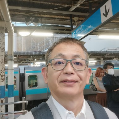 <span>Tak, 56</span> <span style='width: 25px; height: 16px; float: right; background-image: url(/bitmaps/flags_small/JP.PNG)'> </span><br><span>Tokyo, Японія</span> <input type='button' class='joinbtn' style='float: right' value='JOIN NOW' />